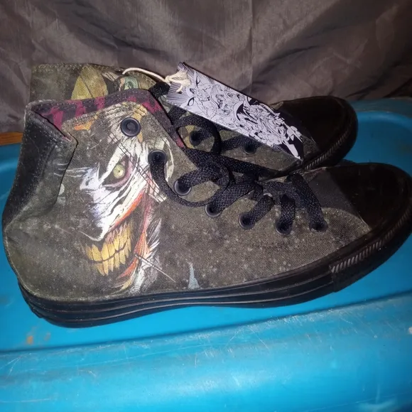 Converse DC comics Batman/joker sneakers