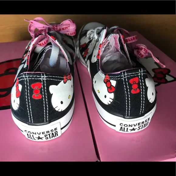 CONVERSE Hello Kitty Sneakers Black Unisex 8