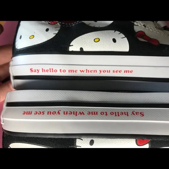 CONVERSE Hello Kitty Sneakers Black Unisex 8
