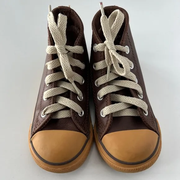 Converse Kids Unisex Leather Chuck Taylor All Star High Top Sneakers size 8