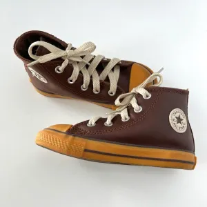 Converse Kids Unisex Leather Chuck Taylor All Star High Top Sneakers size 8