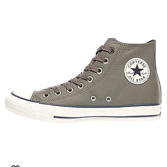 CONVERSE Leather All Star Chuck Taylor High Top Sneakers EUC