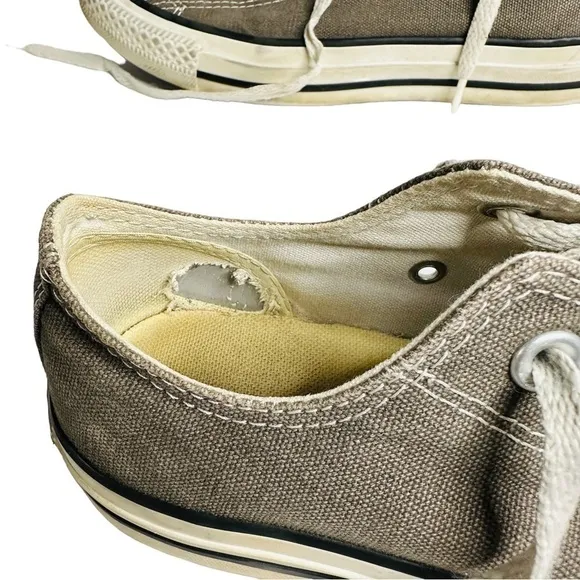 Converse Low Top Chuck Taylor Unisex Gray Sneakers Size Women’s 6 Men’s 4