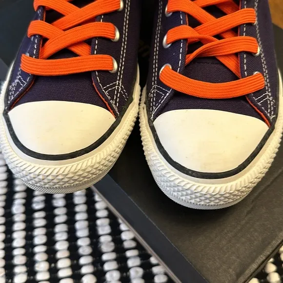 CONVERSE unisex All Star Chuck Taylor Street Mid Shoe in Dozar Blue