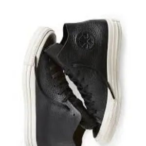 Converse | Unisex Chuck Taylor All Star Hi Leather Lace Up Sneakers | M3 W5