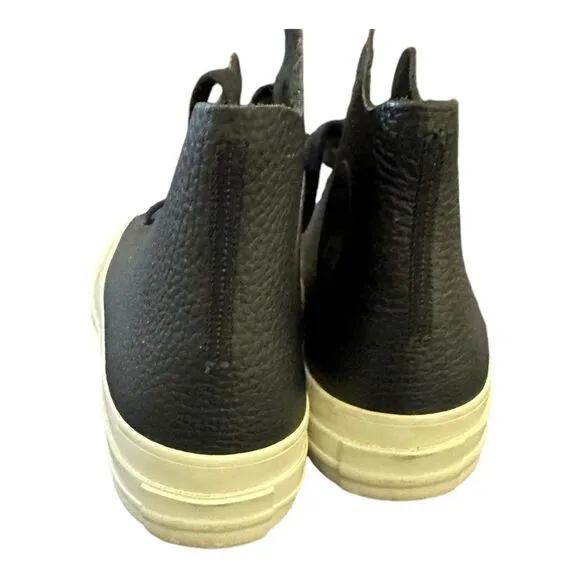 Converse | Unisex Chuck Taylor All Star Hi Leather Lace Up Sneakers | M3 W5