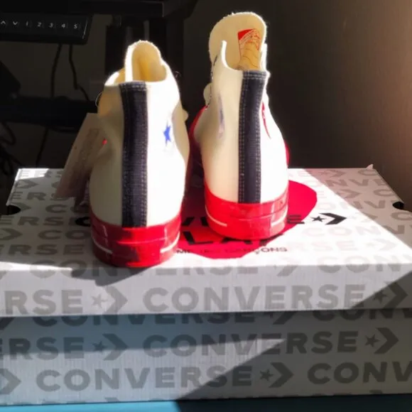 Converse Unisex Comme des Garçons PLAY (NEW w/tags and box)