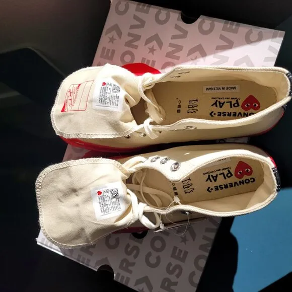 Converse Unisex Comme des Garçons PLAY (NEW w/tags and box)