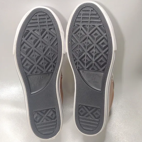 Converse Unisex Kids Shoes Brown Size 5 Junior
