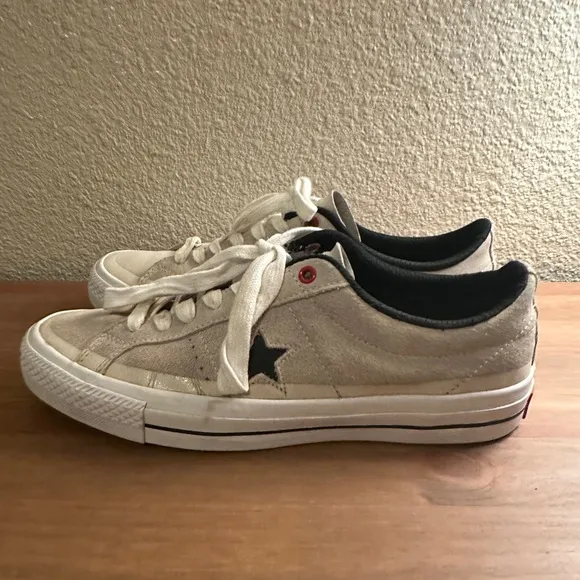 Converse Unisex One Star Pro Suede Ox Shoes