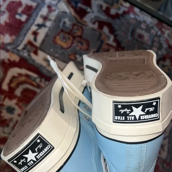 CONVERSE   Unisex, sky Blue High-Top Platform Sneakers, NEW💖, size11.