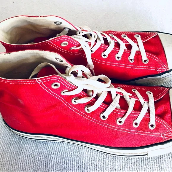 CONVERSE UNISEX WOMENS 14 MENS 12