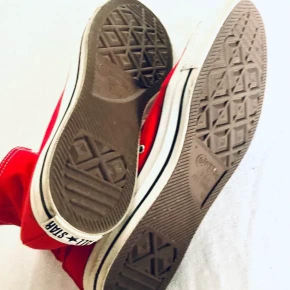 CONVERSE UNISEX WOMENS 14 MENS 12