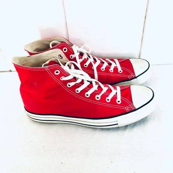 CONVERSE UNISEX WOMENS 14 MENS 12