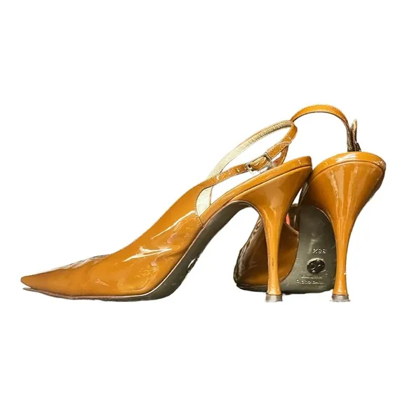 COPY - Dolce &amp; Gabanna Womens pointy toe heel shoes size 38 1/2