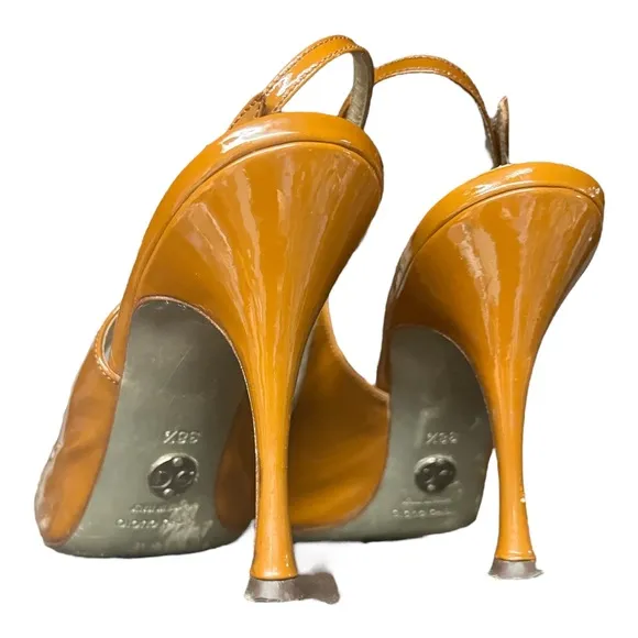 COPY - Dolce &amp; Gabanna Womens pointy toe heel shoes size 38 1/2