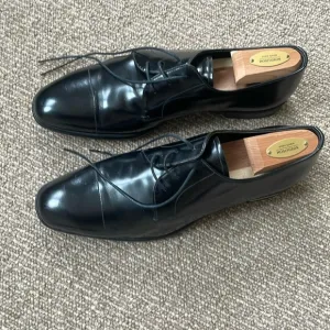 COPY - Prada dress shoes, worn once for son’s wedding. Black and beautiful .