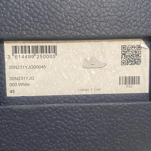 COPY - PREOWNED MEN DIOR SNEAKERS