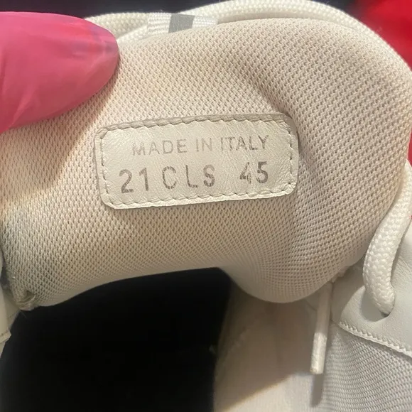 COPY - PREOWNED MEN DIOR SNEAKERS