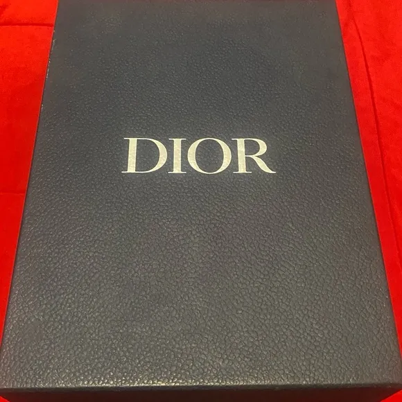 COPY - PREOWNED MEN DIOR SNEAKERS