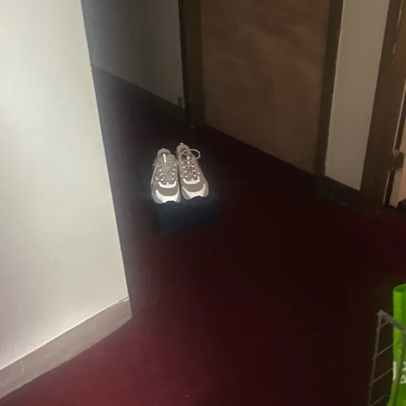 COPY - PREOWNED MEN DIOR SNEAKERS
