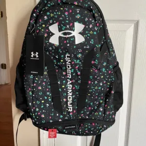 COPY - Under Armour Hustle 5.0 Backpack -Brand New w/ Tags