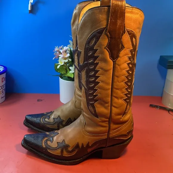 Corral boots SZ 6.5 Wos