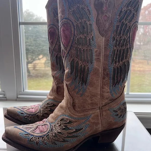 Corral Boots with HEARTS