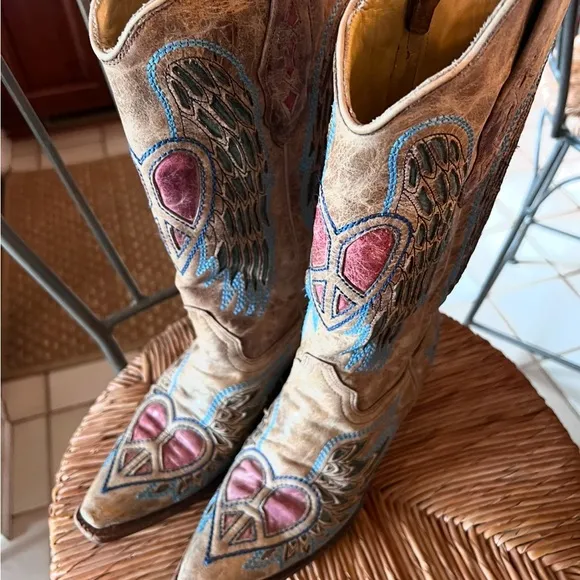 Corral Boots with HEARTS