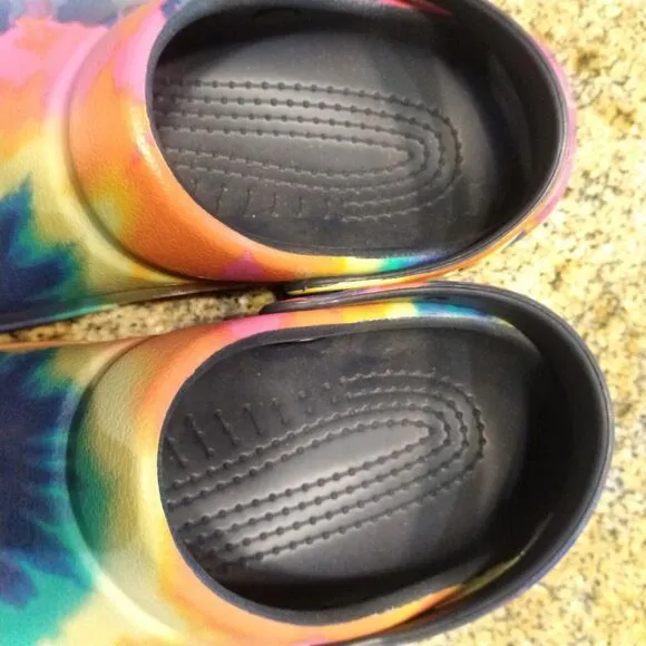 Crocs Mens 10 Women's 12 Unisex Rainbow Tye Dye Shoes Clogs