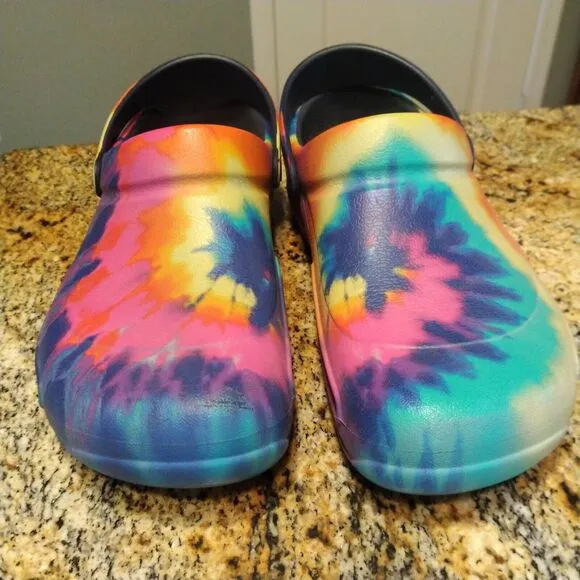 Crocs Mens 10 Women's 12 Unisex Rainbow Tye Dye Shoes Clogs