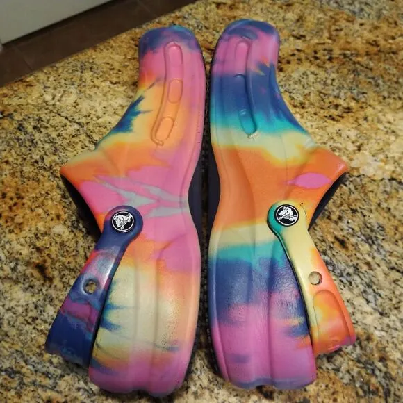 Crocs Mens 10 Women's 12 Unisex Rainbow Tye Dye Shoes Clogs
