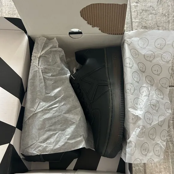Cupcake black yums shoes