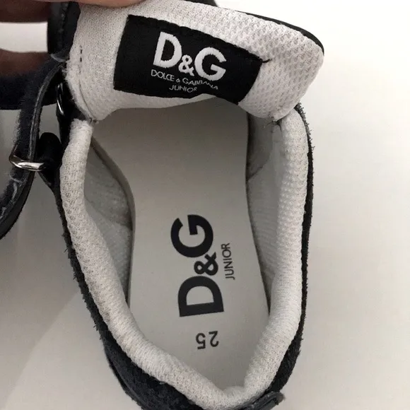 D&amp;G Junior Navy Sneakers Size 25