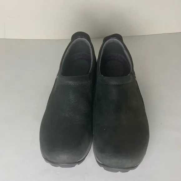 Dansko Patti Womens Size 38 (7.5-8)Black Clog Shoes Slip-On Leather Vibram Soles