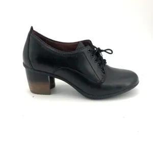Dansko Pennie Leather Weatherproof Heels Size EU 36 Booties shoes Black EUC