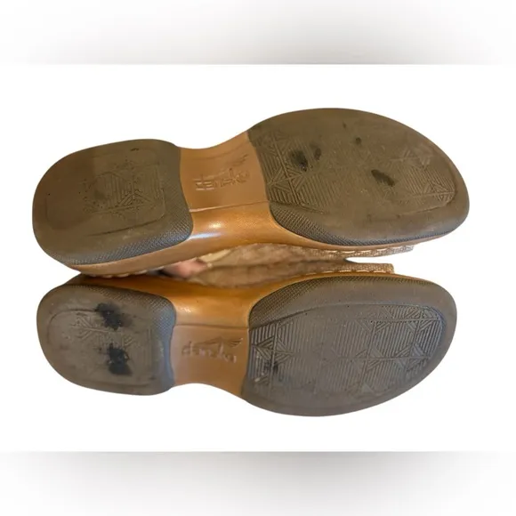 Dansko Sandals Size 9 | 39