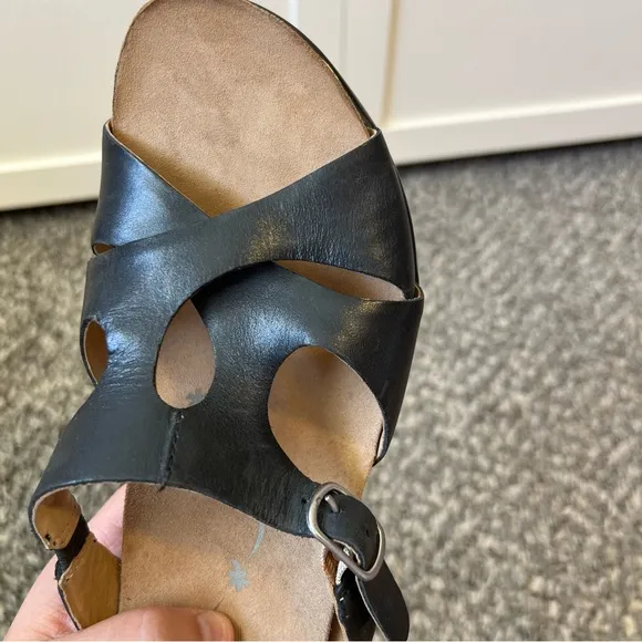 Dansko Women’s Black Leather‎ Kai Strappy Wedge Sandals Size 9.5-10 / EU 40