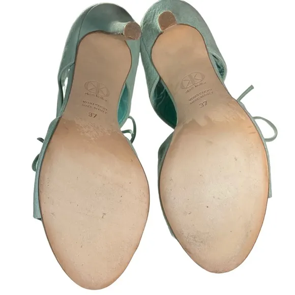 Dee Keller Strappy Heels Womens Shoes Size 6.5