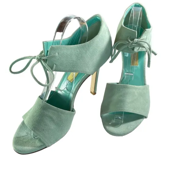 Dee Keller Strappy Heels Womens Shoes Size 6.5