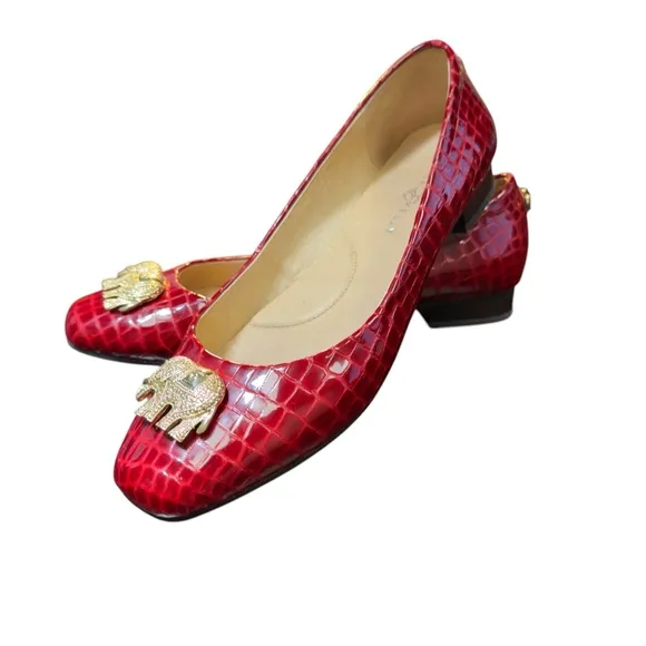 Diana E.Kelly Leather Red Crocodile Prep Pattern Flats with Gold Elephant Accent