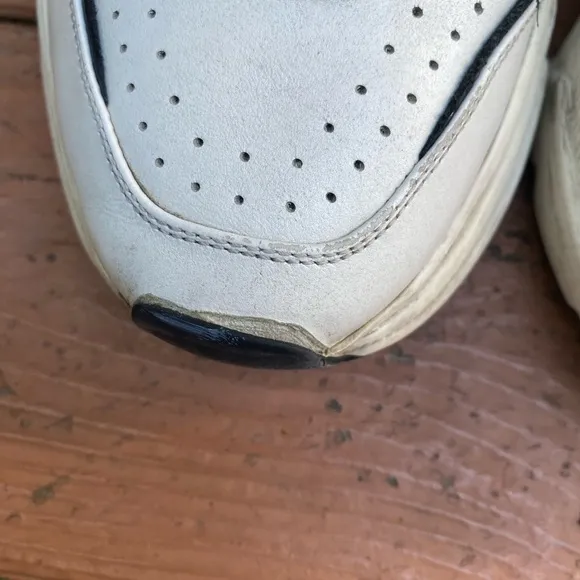 Dolce &amp; Gabbana White Leather Daymaster 7.5 Preowned Sneakers Italy Authentic