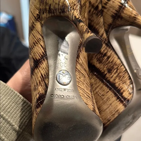 🪩Dolce &amp; Gabbana Women's Brown Peep Toe Heels