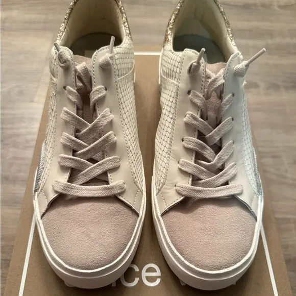 Dolce Vita size 8 Zina off white embossed leather