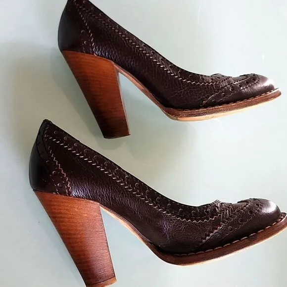 Dolce &amp; Gabbana Leather Oxford Heels