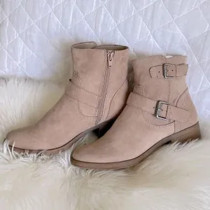 Dolce Vitta Boots