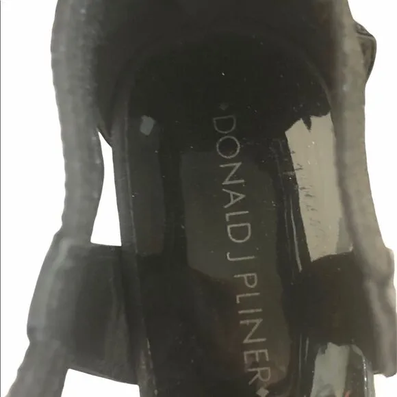 Donald Pliner Black Patent Leather Wedge Sandals Size 7.5