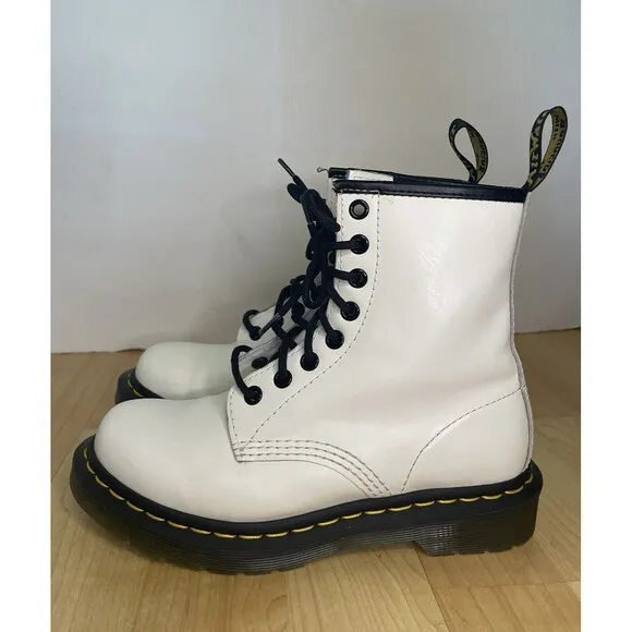 Dr. Martens 1460 Smoth Leather Lace Up Boots EU 36/ US 5 White