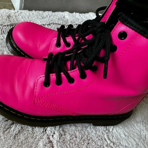 Dr Martens boots hot pink kids
