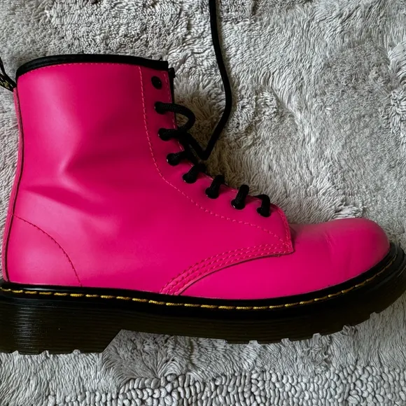 Dr Martens boots hot pink kids